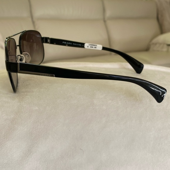 NWT Prada Sunglasses with Prada Case - Picture 7 of 17